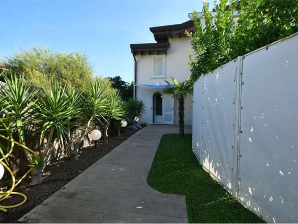casa indipendente in affitto a Forte dei Marmi