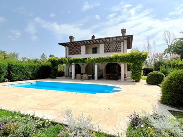 casa indipendente in affitto a Forte dei Marmi in zona Vaiana