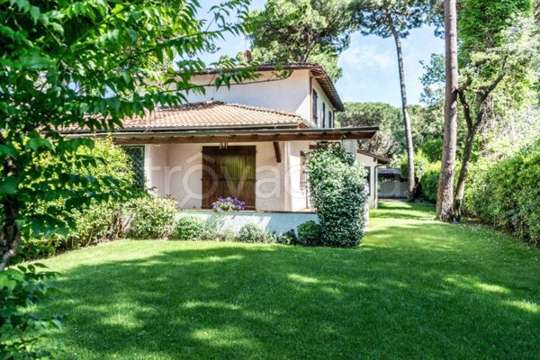 casa indipendente in affitto a Forte dei Marmi