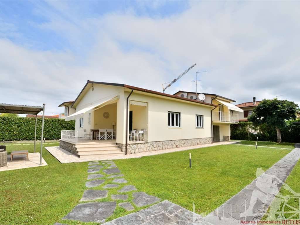 casa indipendente in affitto a Forte dei Marmi