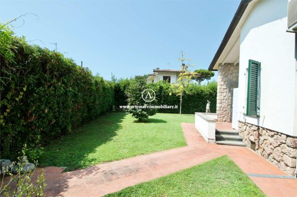 casa indipendente in affitto a Forte dei Marmi