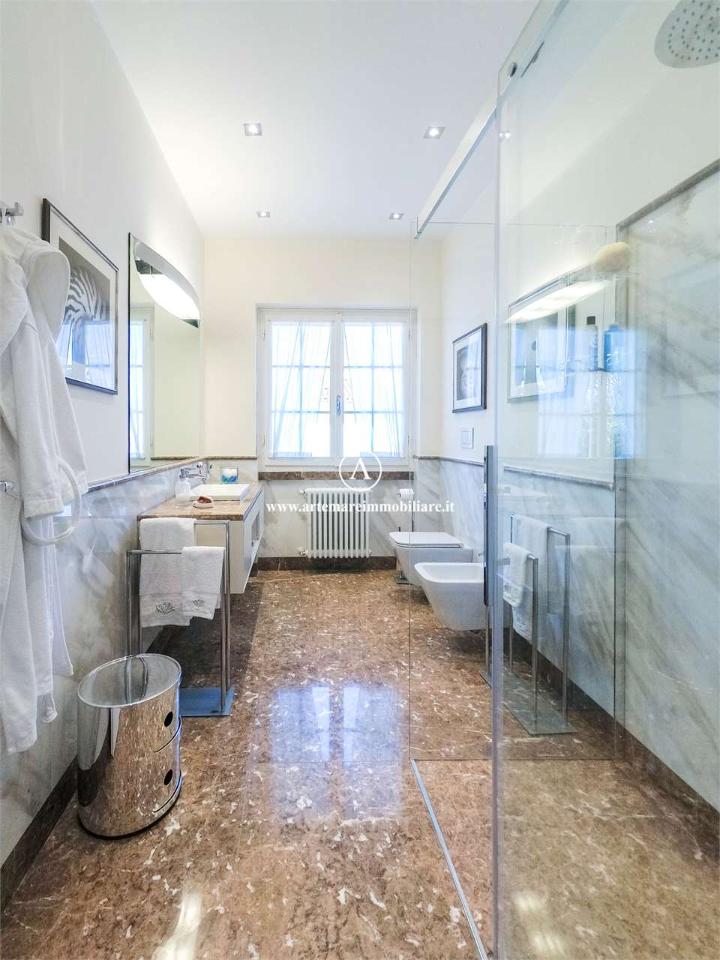 casa indipendente in affitto a Forte dei Marmi in zona Vittoria Apuana