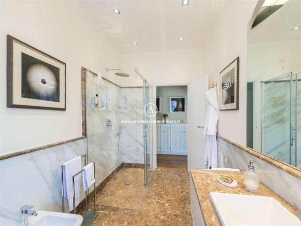 casa indipendente in affitto a Forte dei Marmi in zona Vittoria Apuana