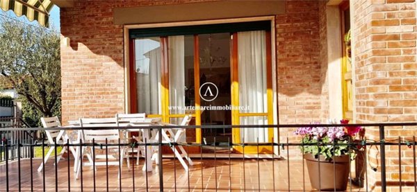 casa indipendente in affitto a Forte dei Marmi
