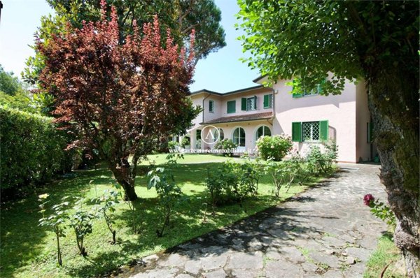 casa indipendente in affitto a Forte dei Marmi