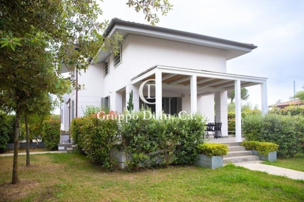 casa indipendente in affitto a Forte dei Marmi