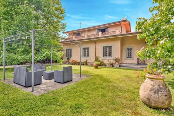 casa indipendente in affitto a Forte dei Marmi