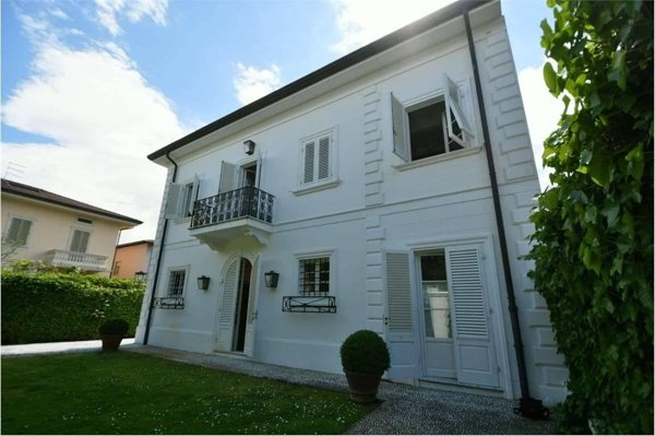 casa indipendente in affitto a Forte dei Marmi