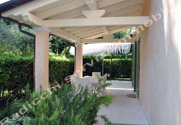 casa indipendente in affitto a Forte dei Marmi