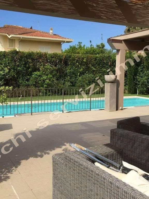 casa indipendente in affitto a Forte dei Marmi