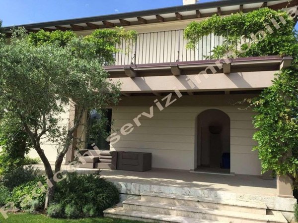 casa indipendente in affitto a Forte dei Marmi