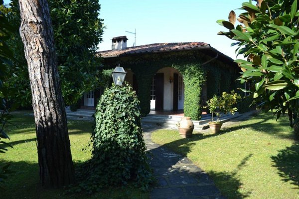 casa indipendente in affitto a Forte dei Marmi