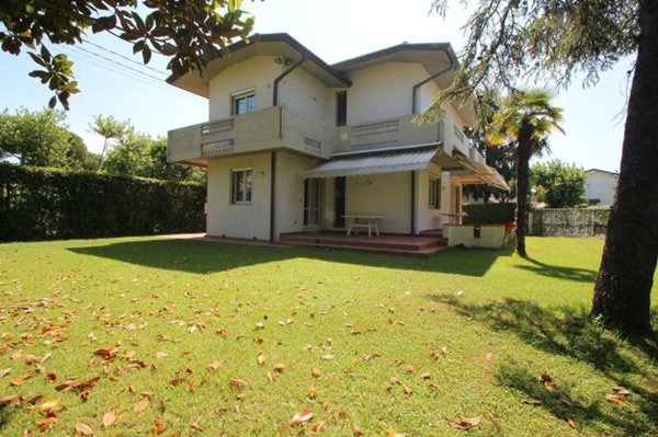 casa indipendente in affitto a Forte dei Marmi