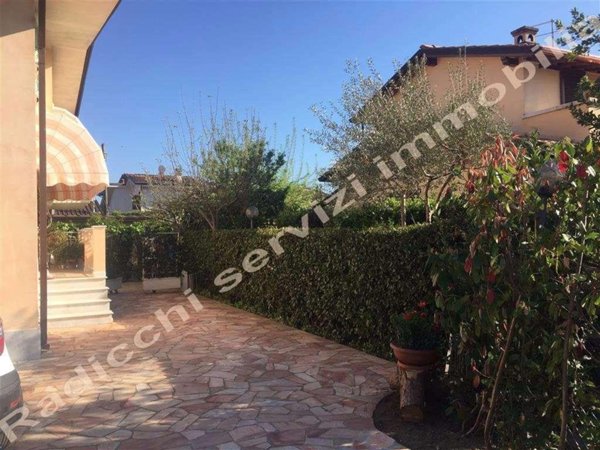 casa indipendente in affitto a Forte dei Marmi