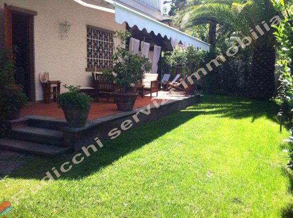casa indipendente in affitto a Forte dei Marmi