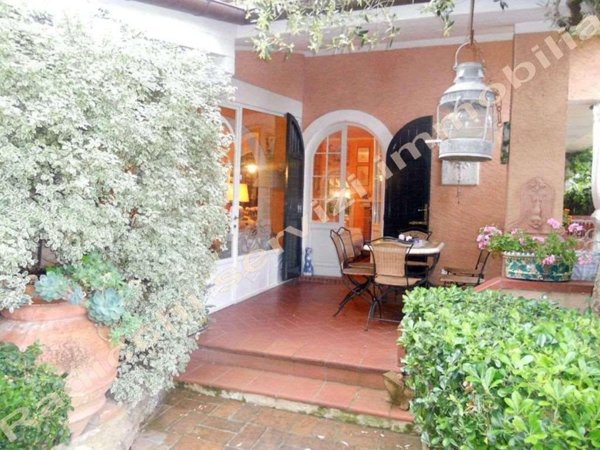 casa indipendente in affitto a Forte dei Marmi