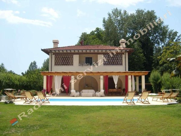 casa indipendente in affitto a Forte dei Marmi in zona Vaiana