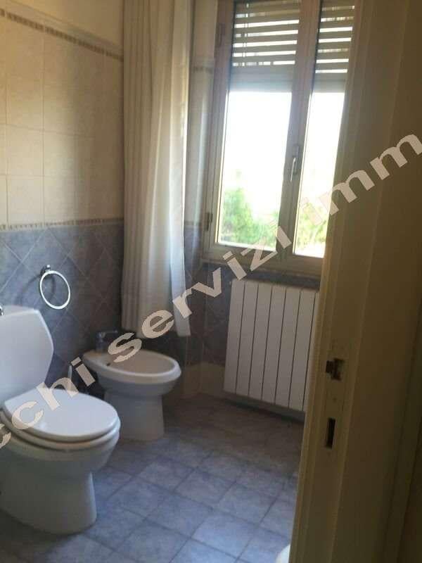 casa indipendente in affitto a Forte dei Marmi in zona Vittoria Apuana