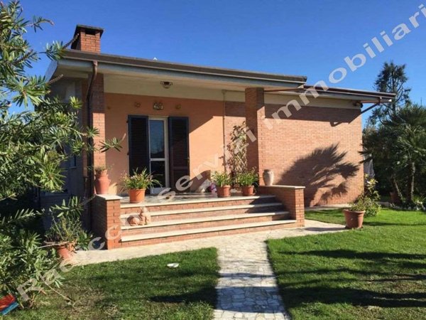 casa indipendente in affitto a Forte dei Marmi