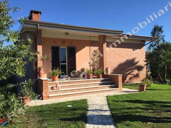 casa indipendente in affitto a Forte dei Marmi