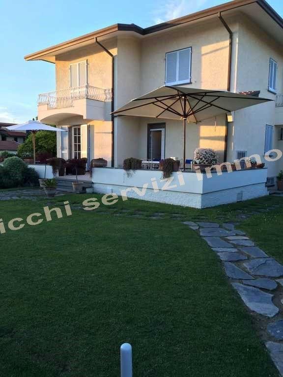 casa indipendente in affitto a Forte dei Marmi