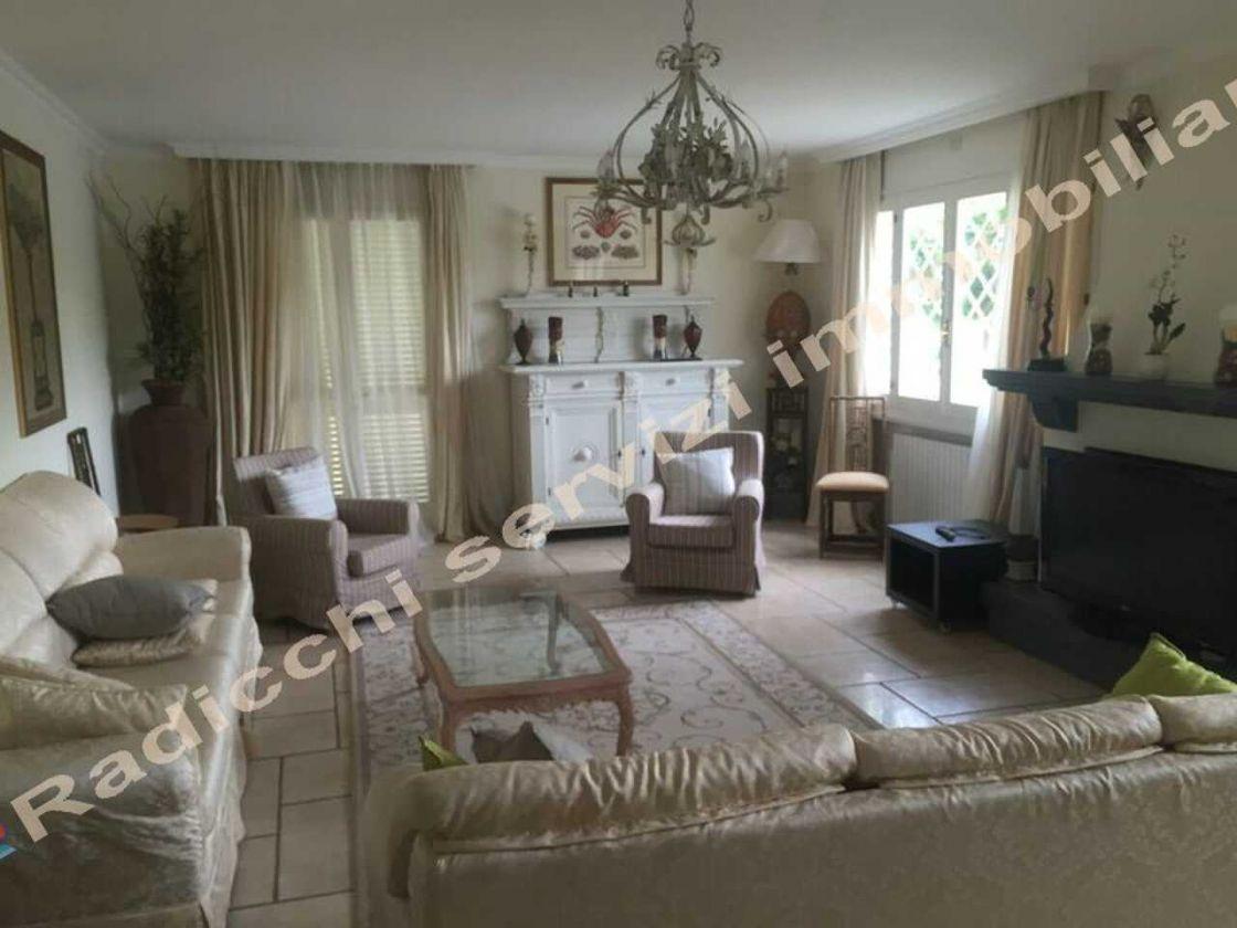casa indipendente in affitto a Forte dei Marmi