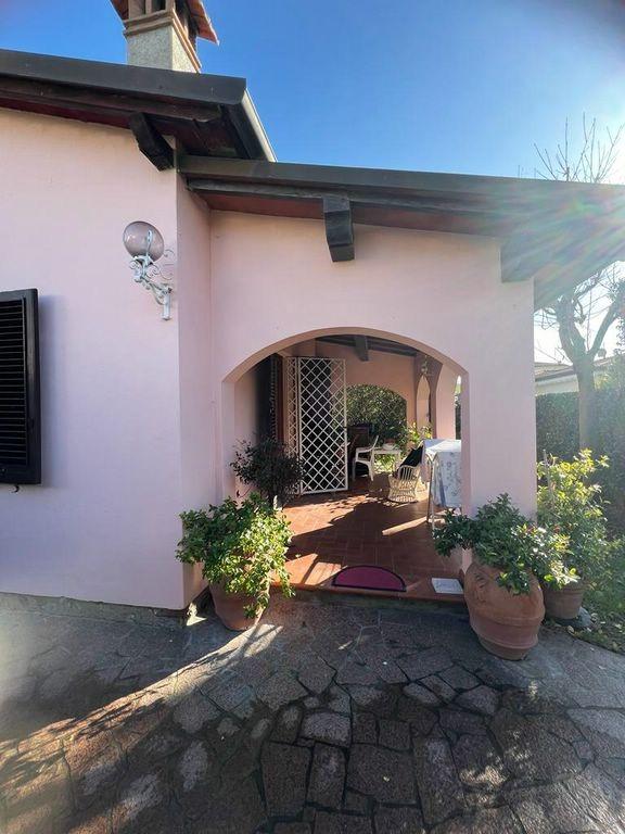casa indipendente in affitto a Forte dei Marmi