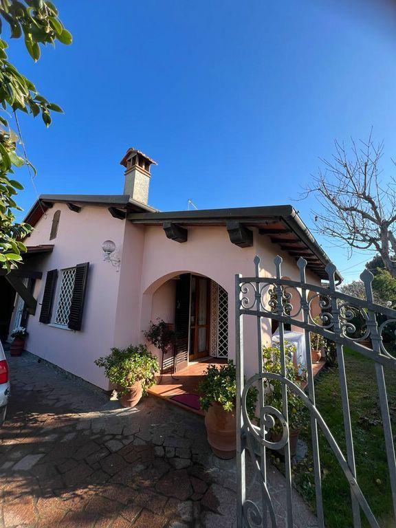 casa indipendente in affitto a Forte dei Marmi