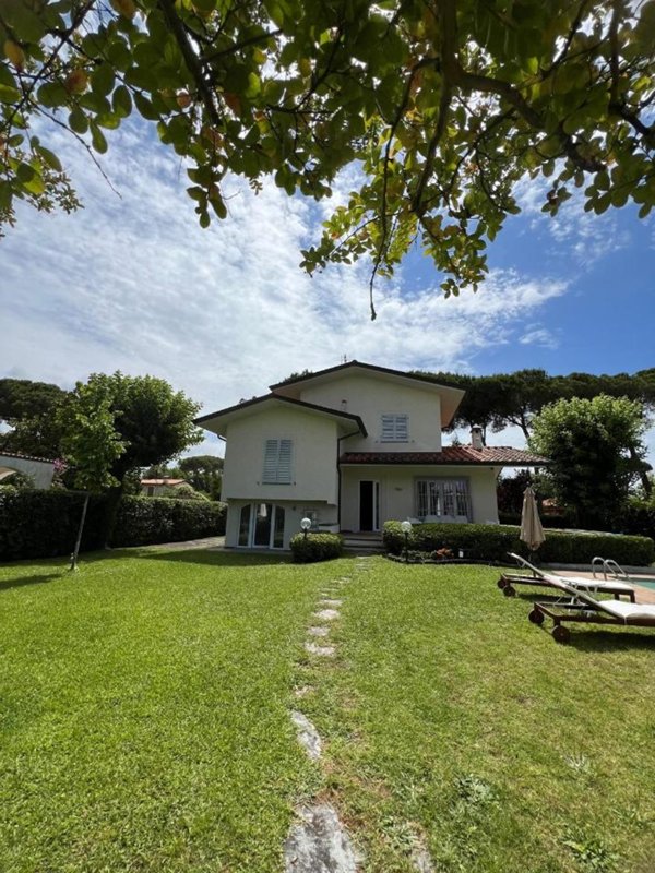 casa indipendente in affitto a Forte dei Marmi