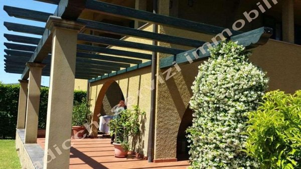 casa indipendente in affitto a Forte dei Marmi