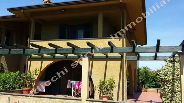 casa indipendente in affitto a Forte dei Marmi