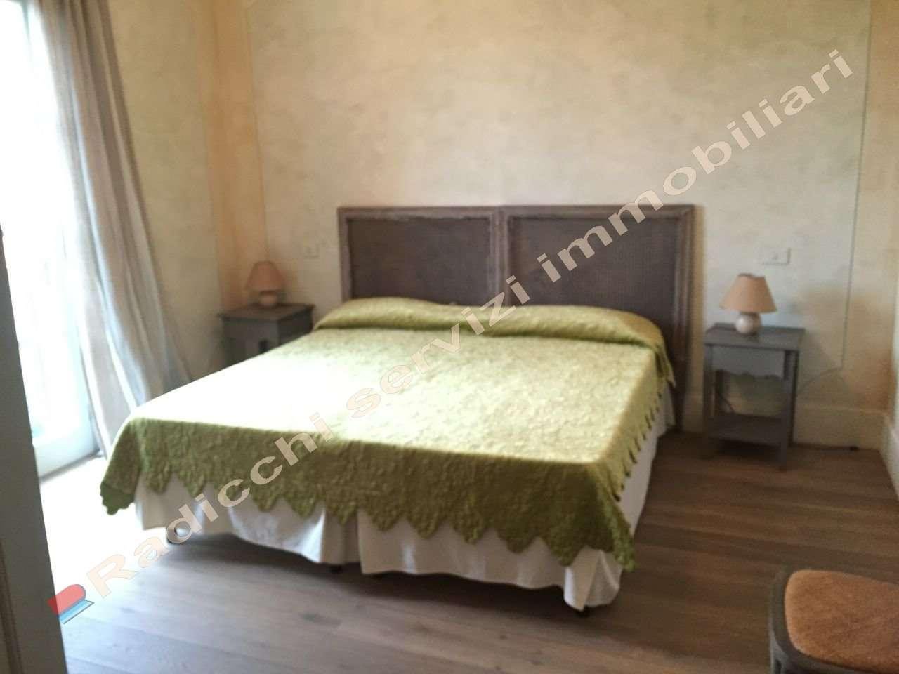 casa indipendente in affitto a Forte dei Marmi in zona Vittoria Apuana