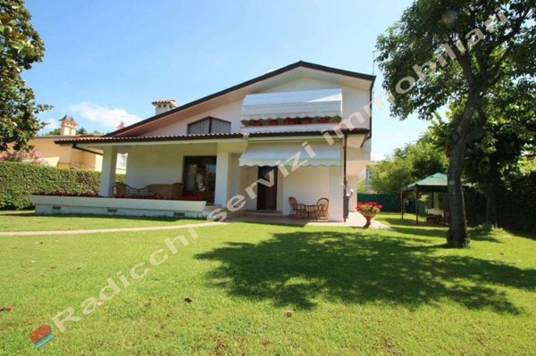 casa indipendente in affitto a Forte dei Marmi