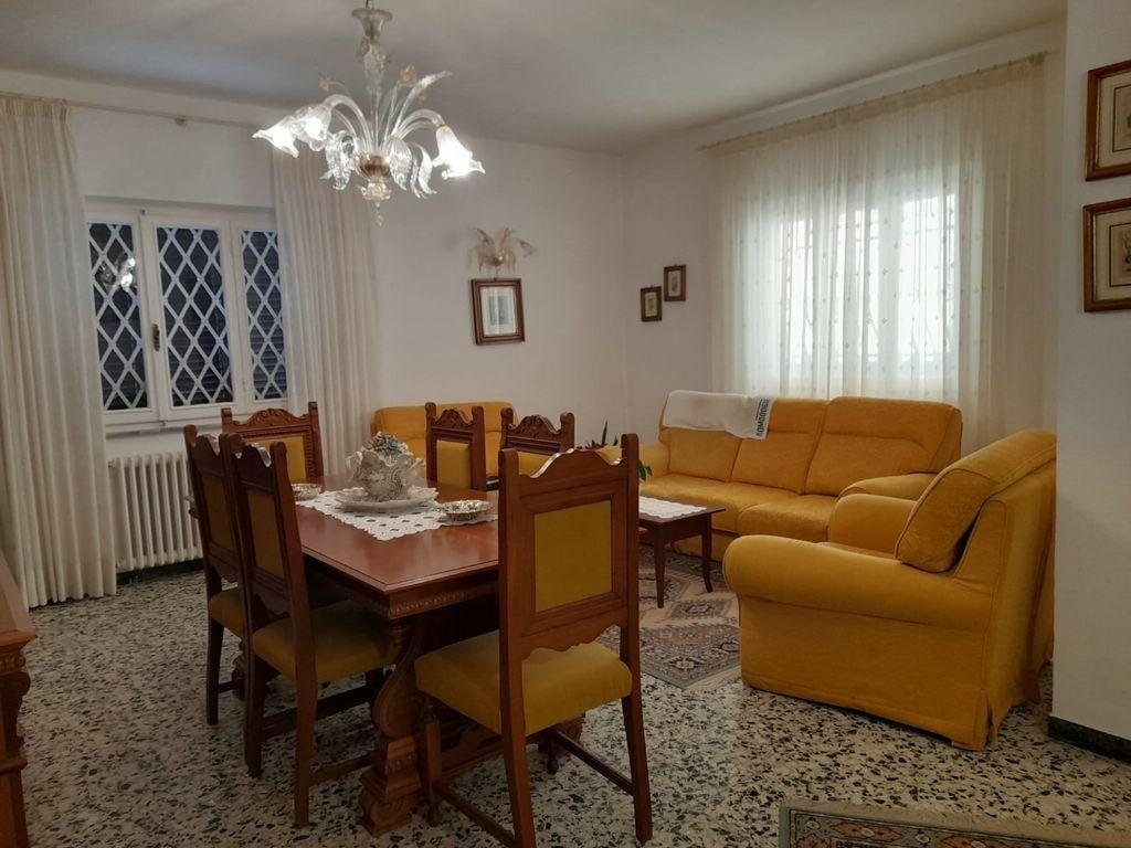 casa indipendente in affitto a Forte dei Marmi