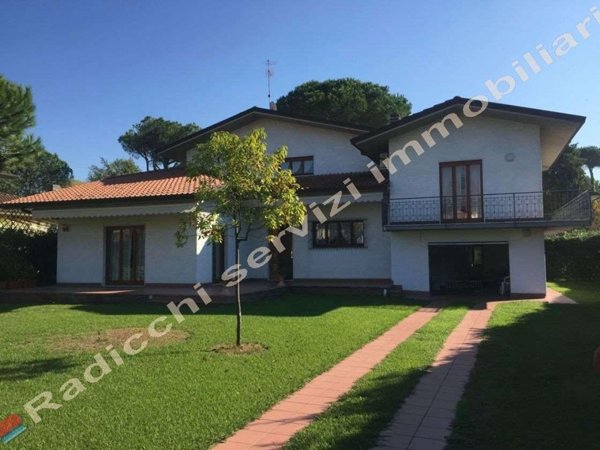 casa indipendente in affitto a Forte dei Marmi
