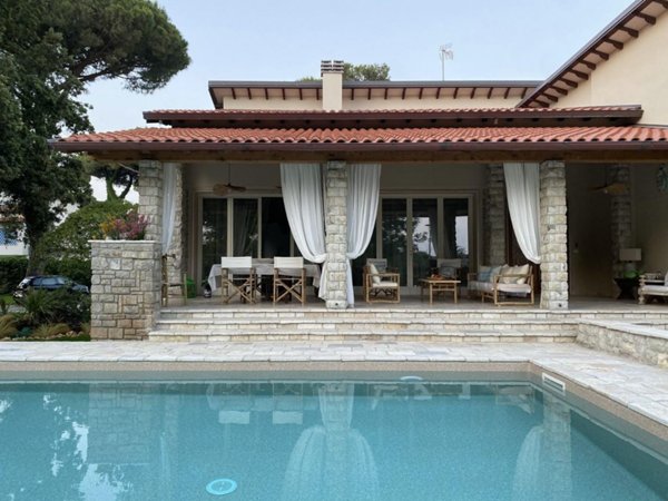 casa indipendente in affitto a Forte dei Marmi