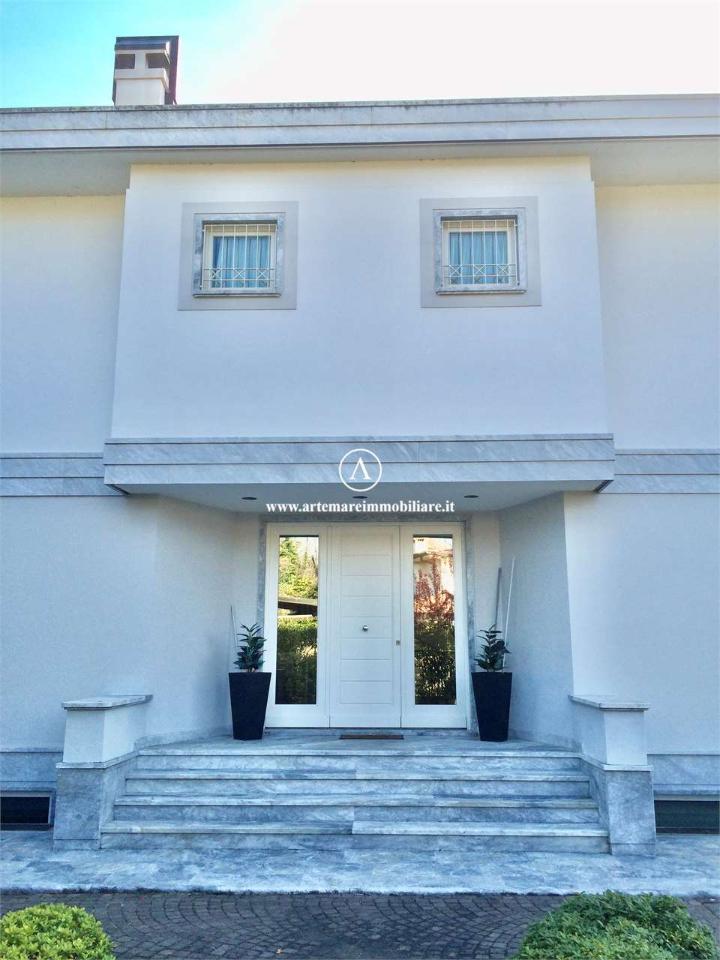 casa indipendente in affitto a Forte dei Marmi
