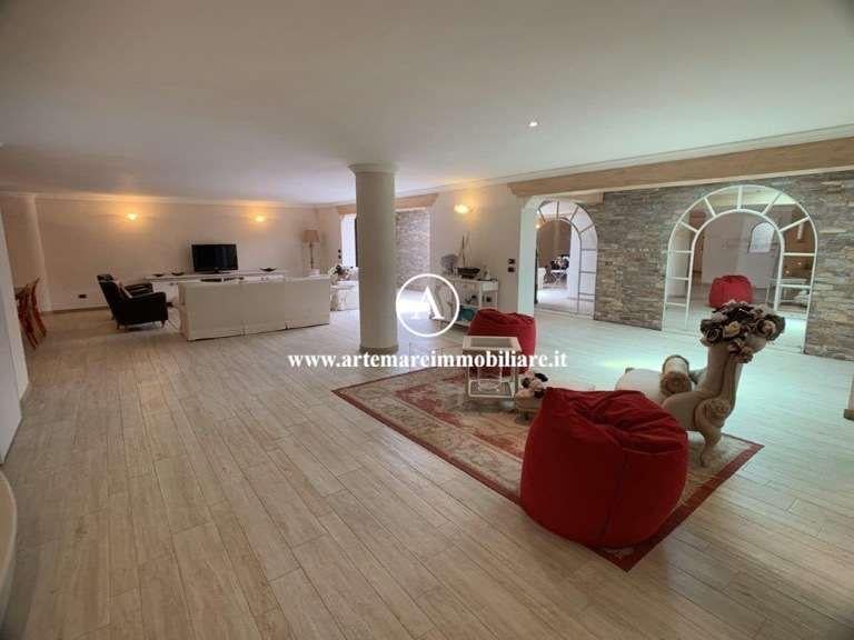 casa indipendente in affitto a Forte dei Marmi