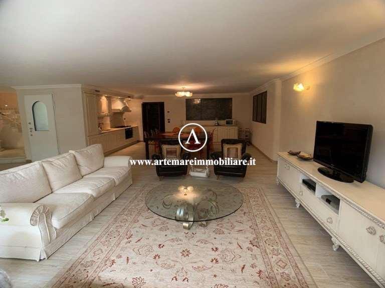 casa indipendente in affitto a Forte dei Marmi