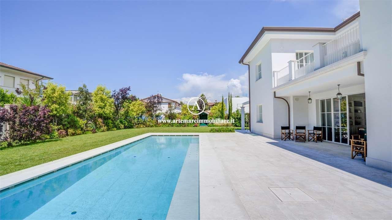 casa indipendente in affitto a Forte dei Marmi