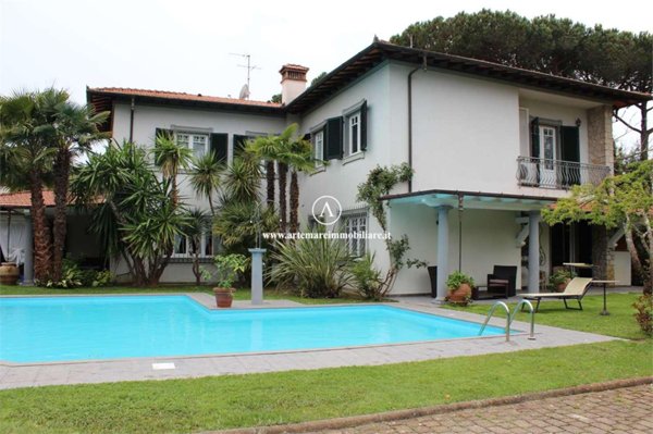 casa indipendente in affitto a Forte dei Marmi in zona Vittoria Apuana