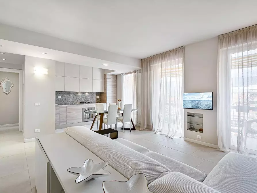 appartamento in affitto a Forte dei Marmi in zona Vittoria Apuana