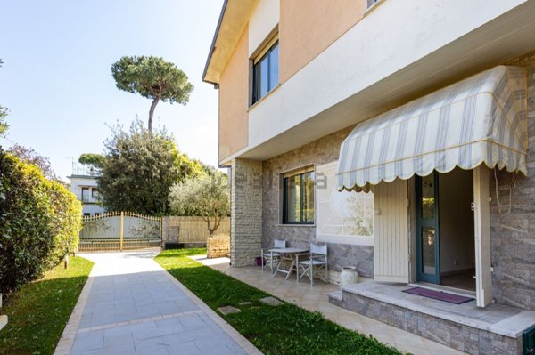 casa indipendente in affitto a Forte dei Marmi