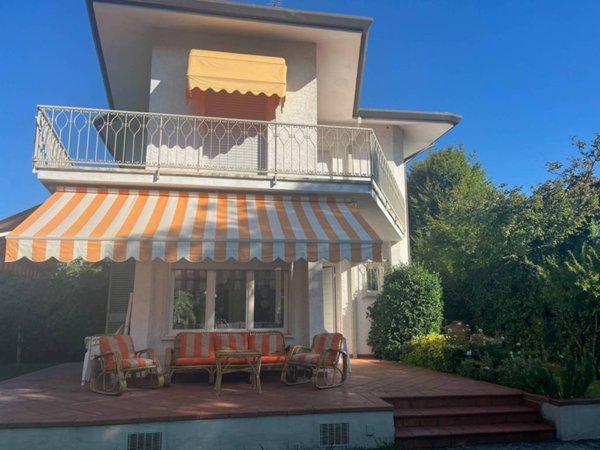 casa indipendente in affitto a Forte dei Marmi