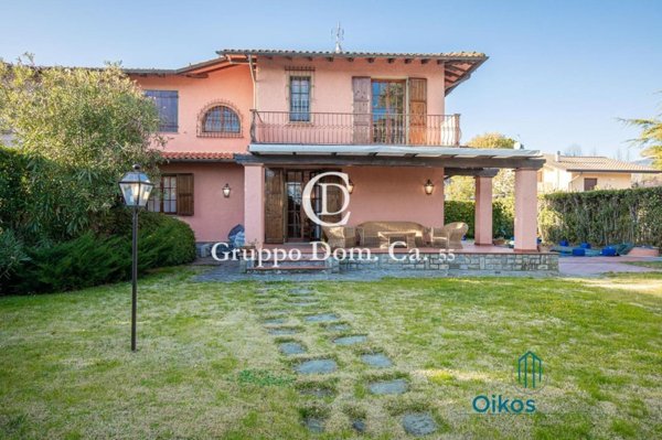 casa indipendente in affitto a Forte dei Marmi in zona Roma Imperiale