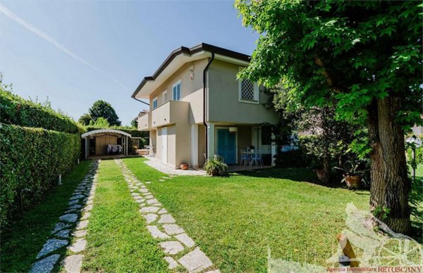 casa indipendente in affitto a Forte dei Marmi