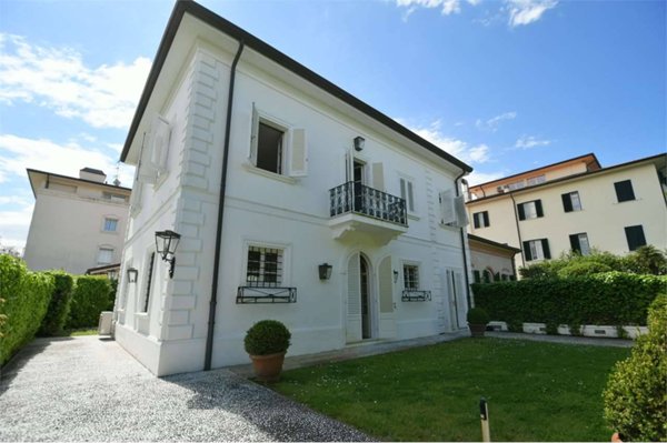 casa indipendente in affitto a Forte dei Marmi