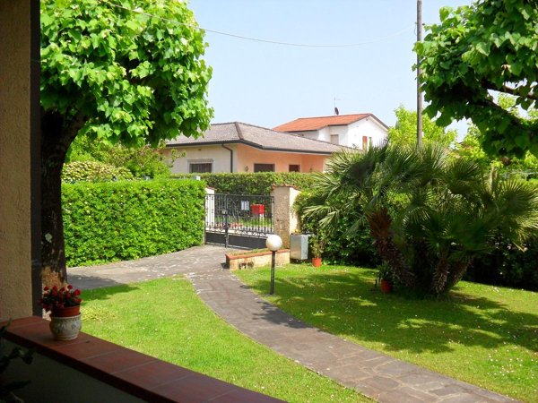 casa indipendente in affitto a Forte dei Marmi