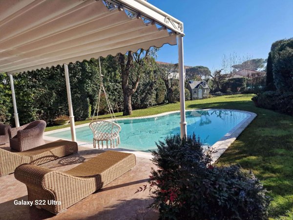 casa indipendente in affitto a Forte dei Marmi in zona Vittoria Apuana