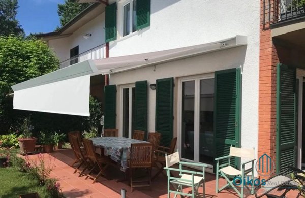 casa indipendente in affitto a Forte dei Marmi in zona Vittoria Apuana
